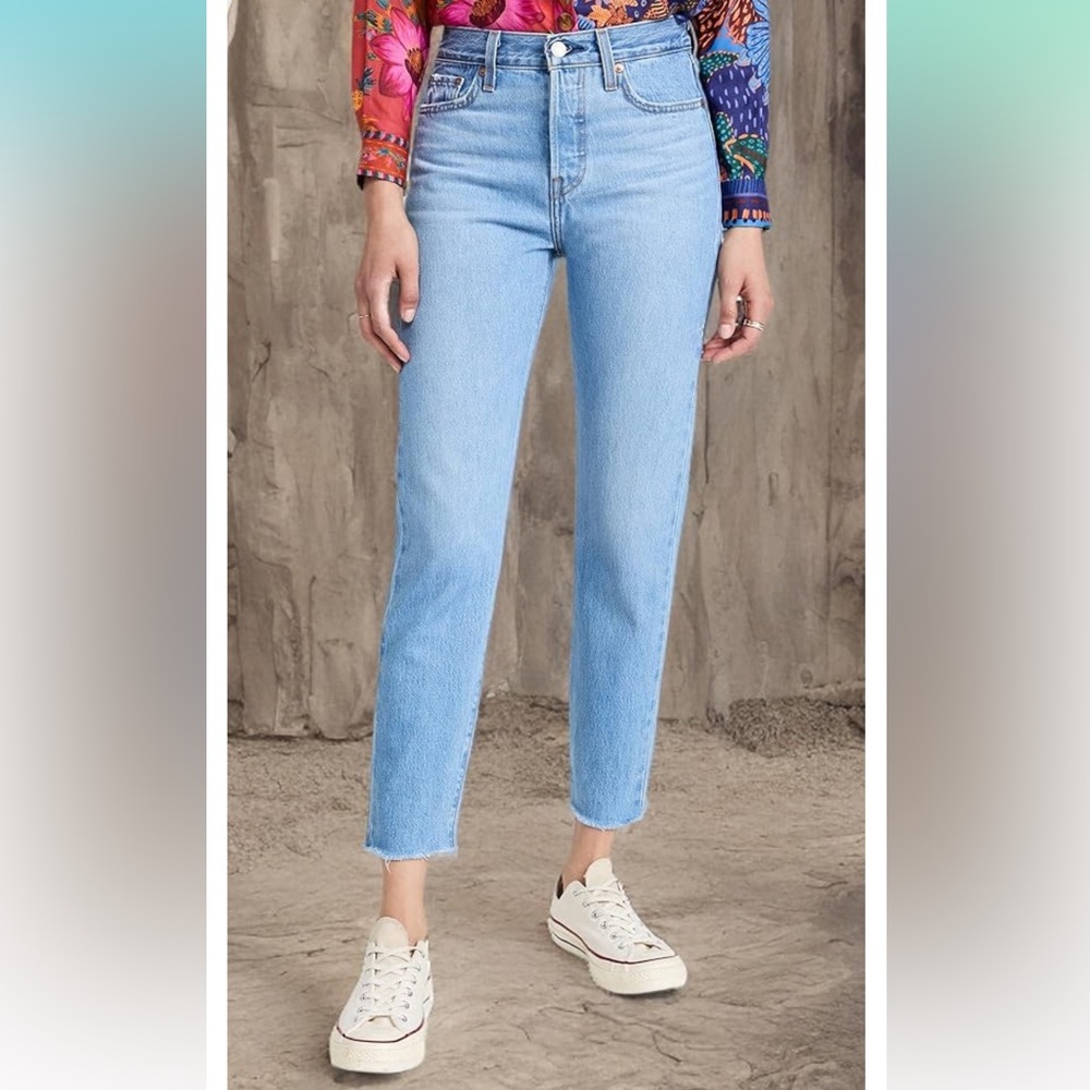 Levi’s Wedgie Straight Jeans